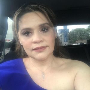 Meet your Posher, Marisa